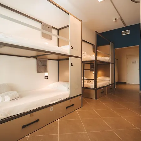 Hostel&rooms Ostello *