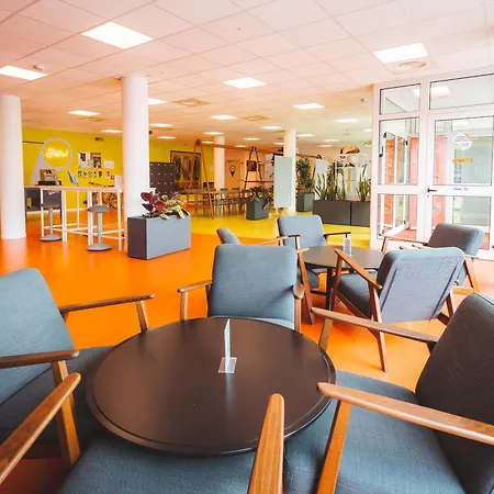 Hostel&rooms