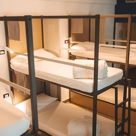 Hostel&rooms Ostello *