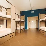& Albergue Lecco